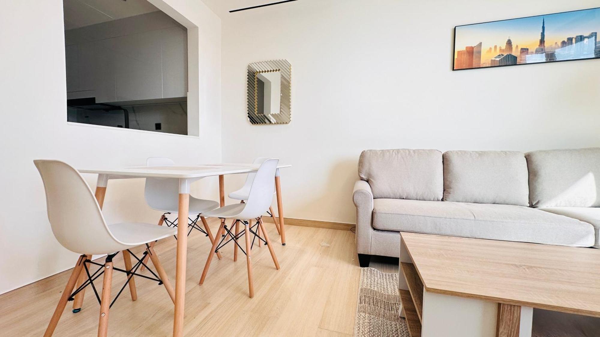 Oyo 1292 Fully Furnished 1bed @jvc *